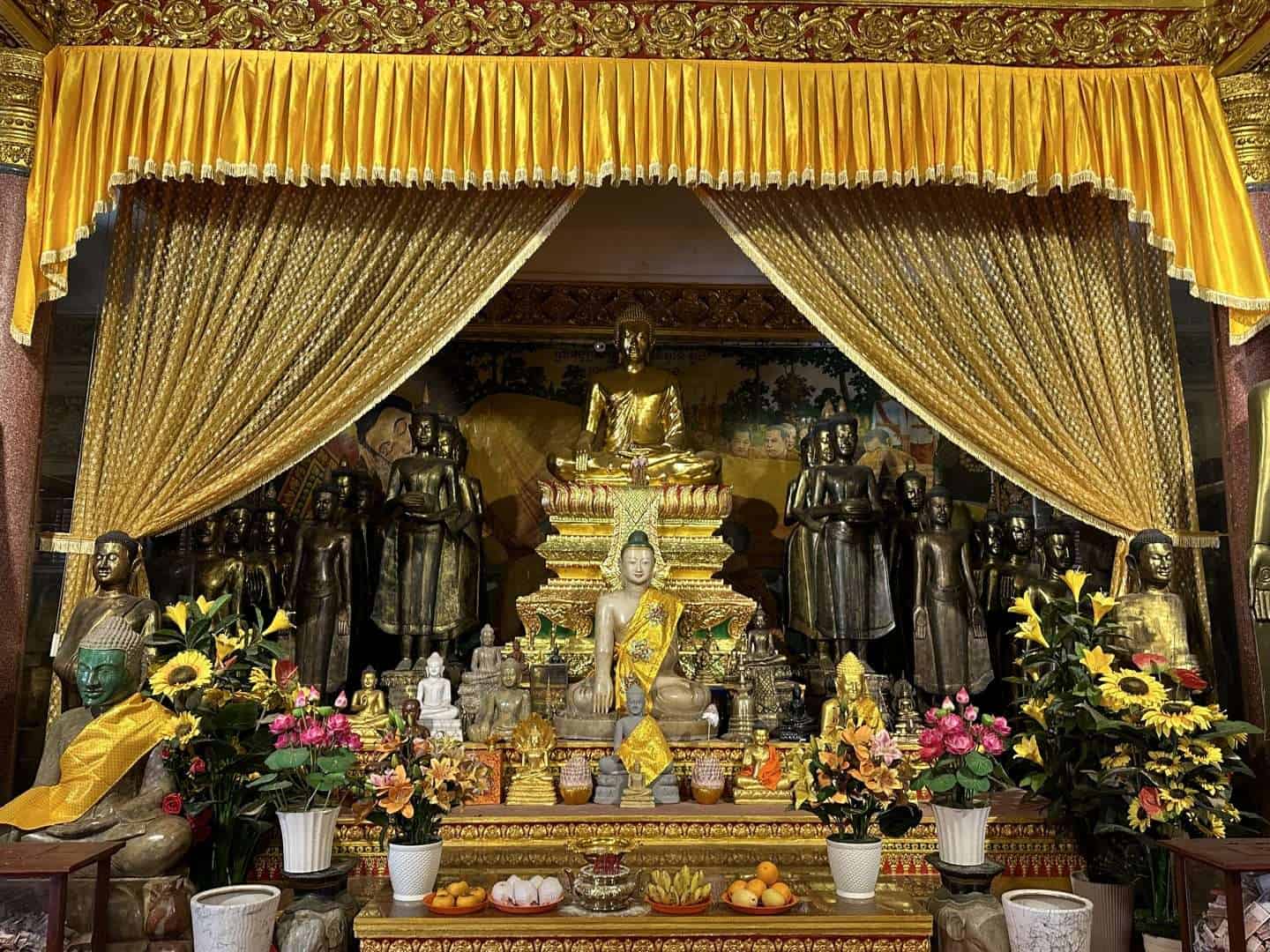 Buddah at Wat Ounalom temple, Phnom Penh, Cambodia