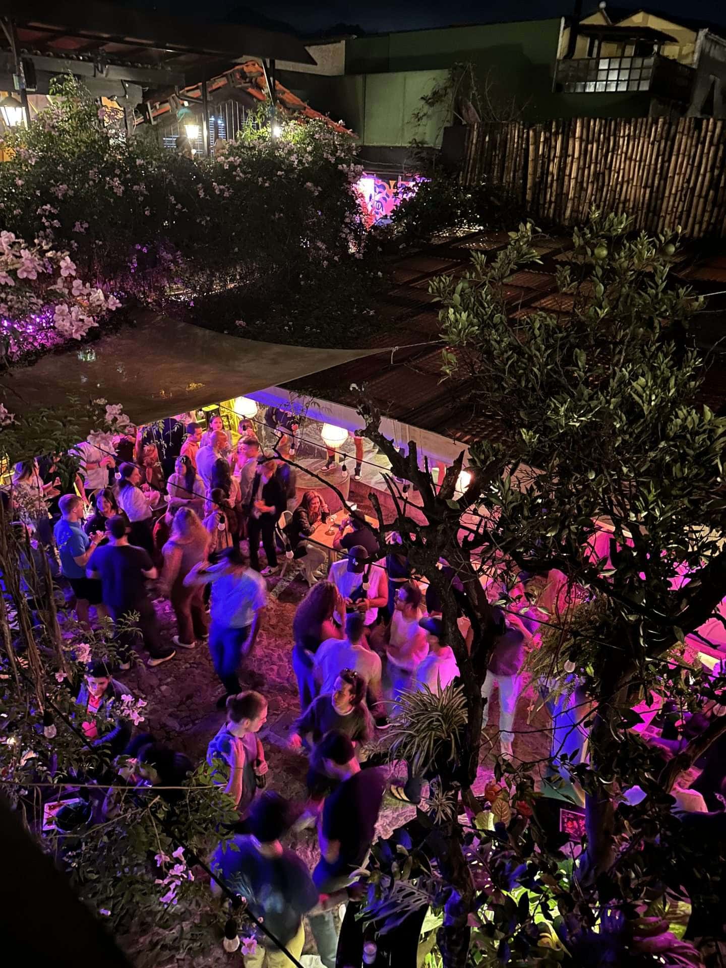 dancing at el barrio - antigua guatemala bars