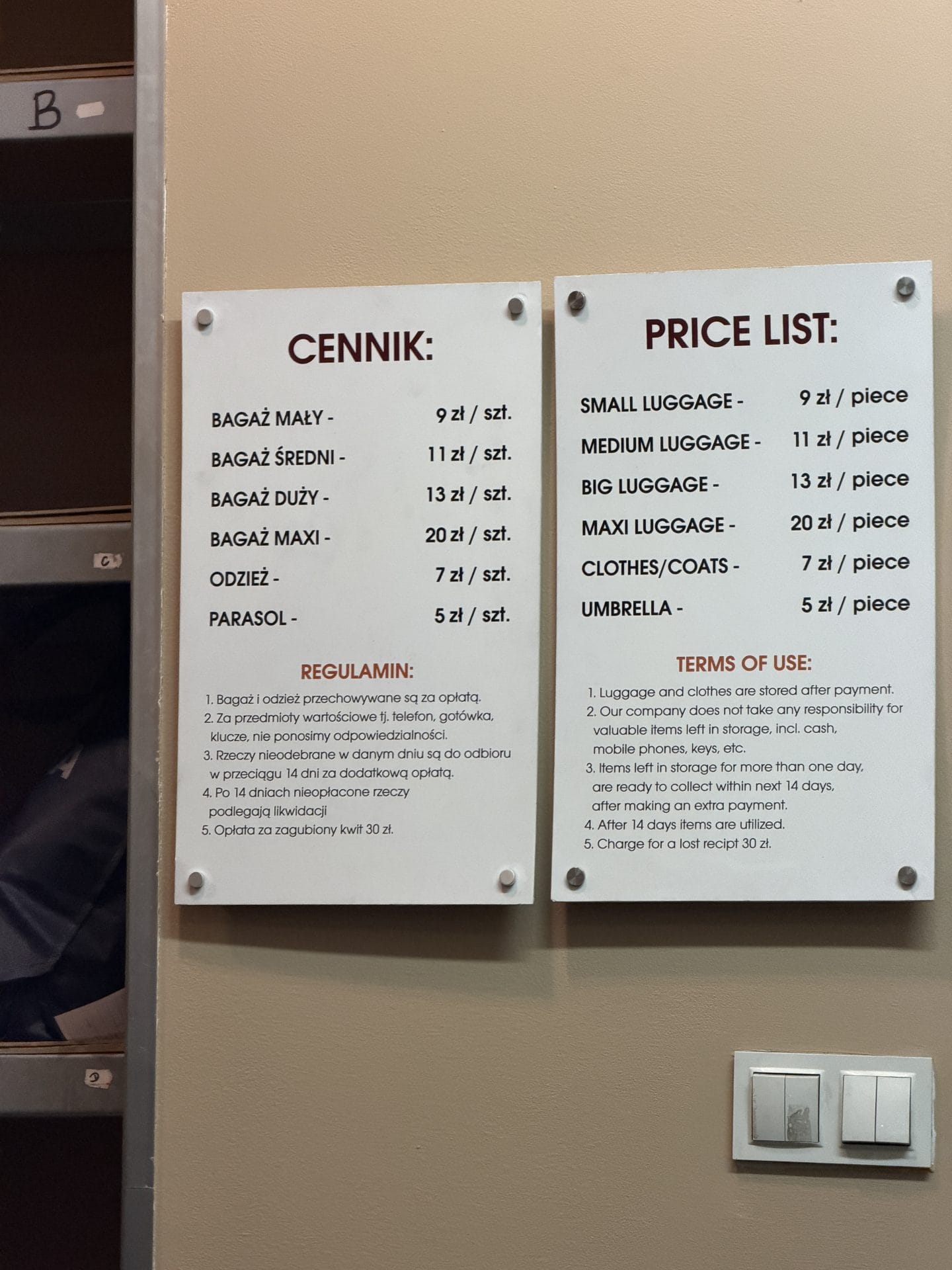 pricing for Krakow train station luggage storage