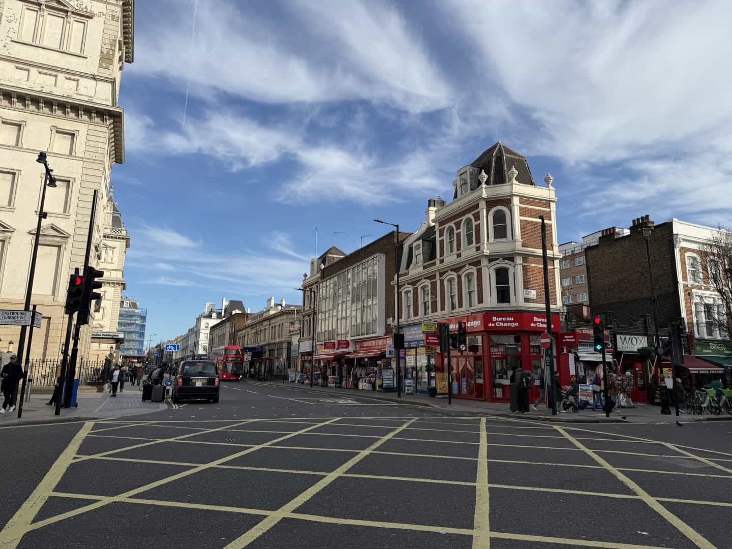 street intersection outside of paddington station in london