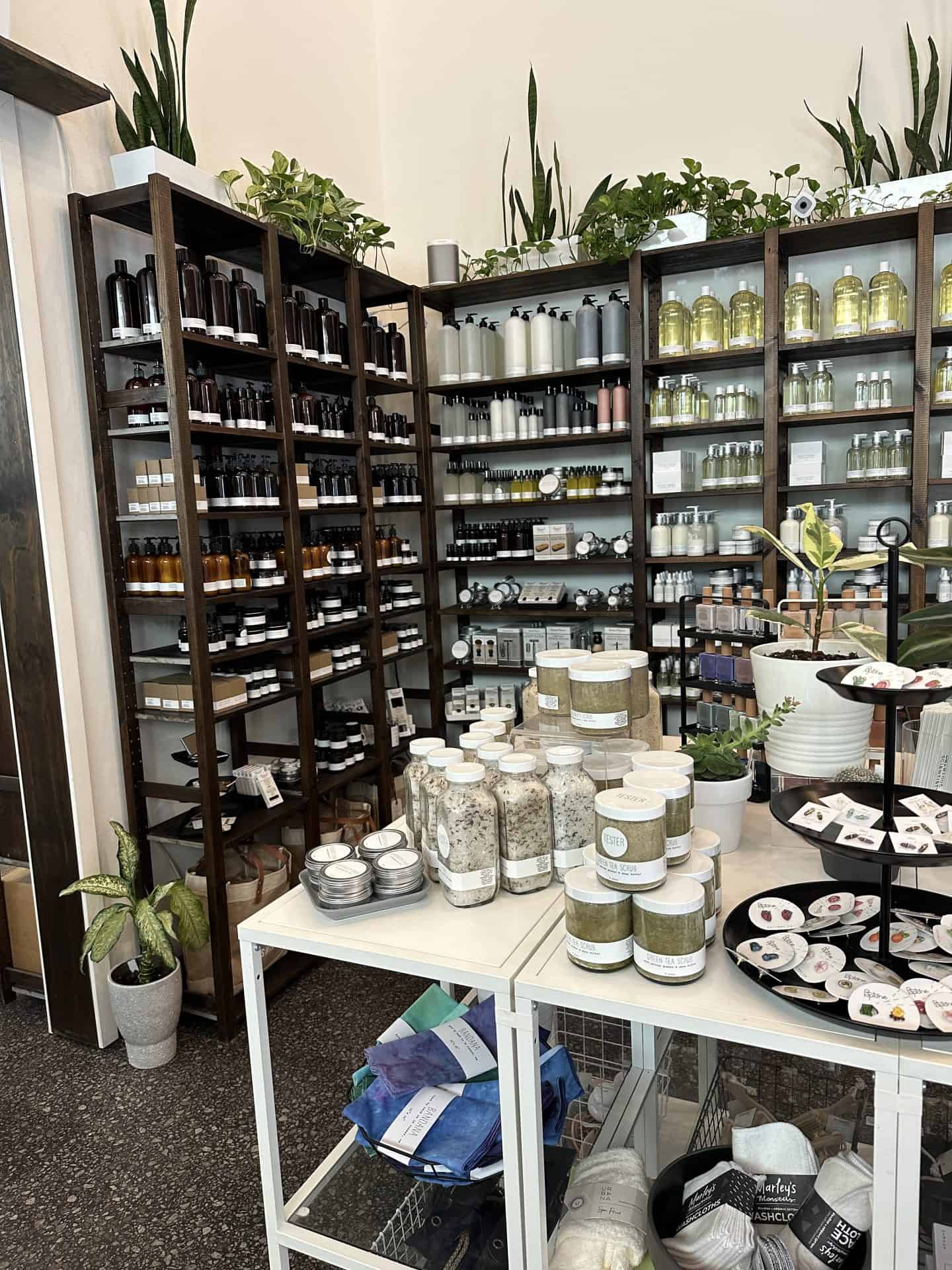 display racks at handmade la conner