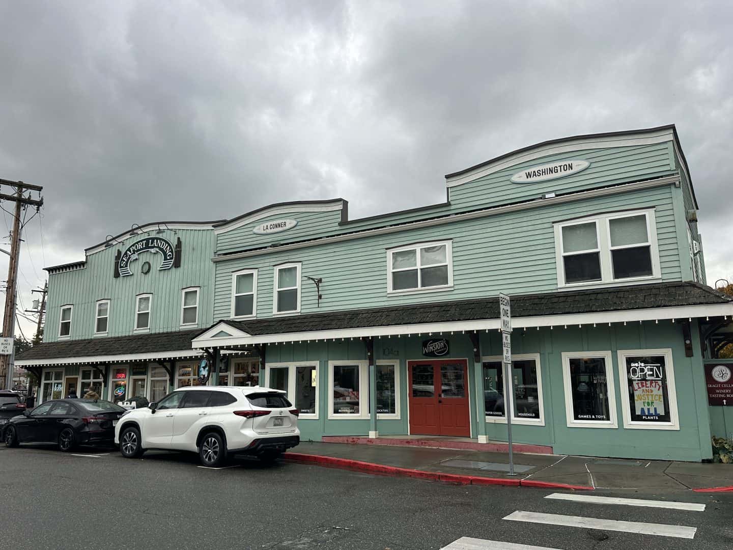 seaport landing building in la conner